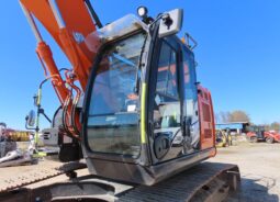 
										2021 Hitachi ZX225USLC-6 Excavator Trackhoe Cab AC Aux Hyd QC Isuzu full									