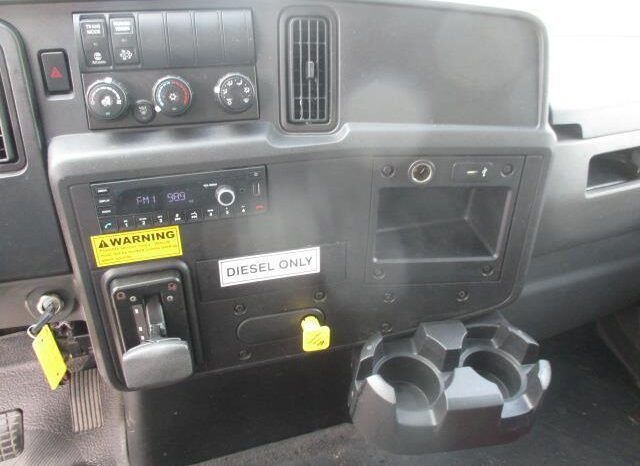 
								2022 International MV 26′ Box Truck full									