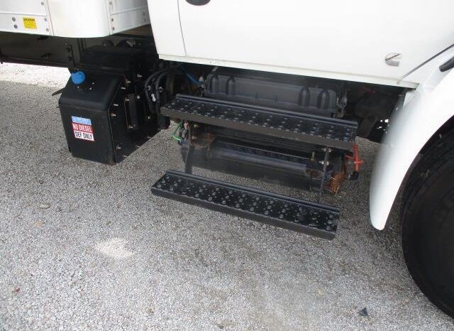 
								2022 International MV 26′ Box Truck full									