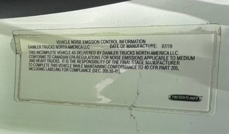 
								2020 Freightliner M2106 SA 18′ SHRED-TECH Shredder Truck Cummins AT full									