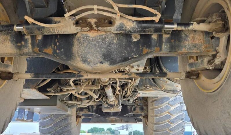 
								2015 Grove RT765E-2 65-Ton 175′ Rough Terrain Crane Lattice Jib Cummins full									