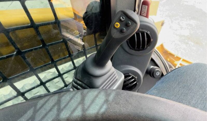 
								2022 Caterpillar 299D3XE Skid Steer Track Loader Crawler High Flow Hyd full									