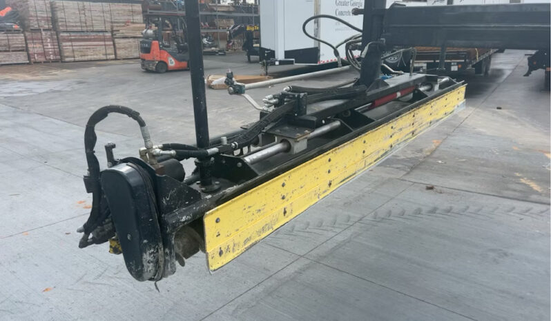 
								2022 Ligchine ScreedSaver Elite 12′ Concrete Laser Screed Kubota V1505 full									