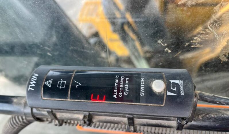 
								2017 John Deere 470G LC Excavator Crawler Trackhoe Aux Hyd QC Bucket full									