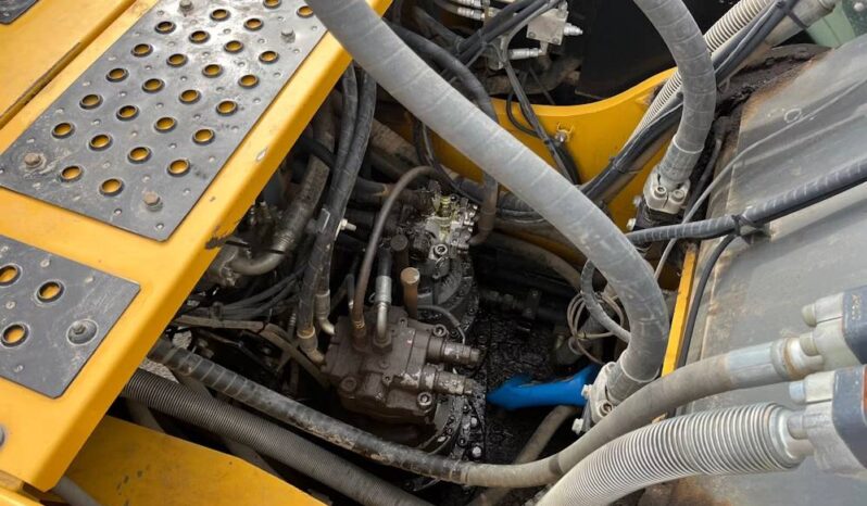 
								2017 John Deere 470G LC Excavator Crawler Trackhoe Aux Hyd QC Bucket full									