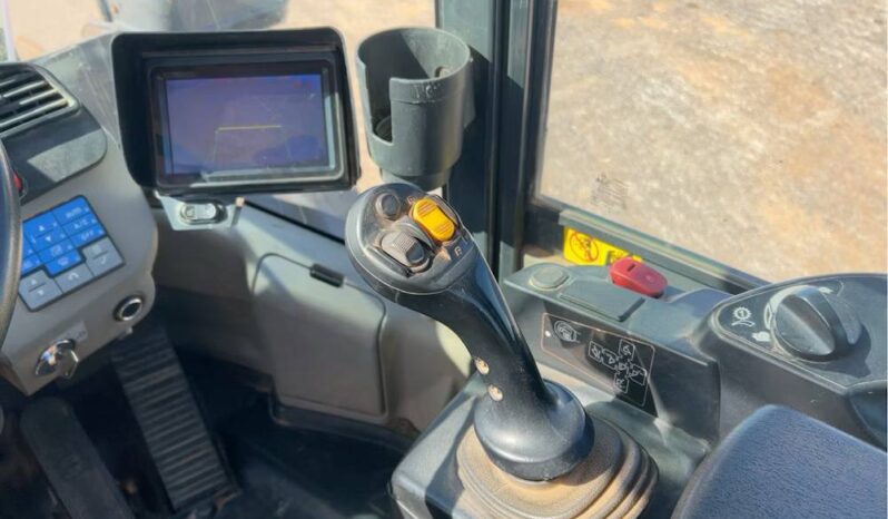 
								2019 Komatsu WA270-8 Articulating Wheel Loader Tractor AC Bucket Forks full									