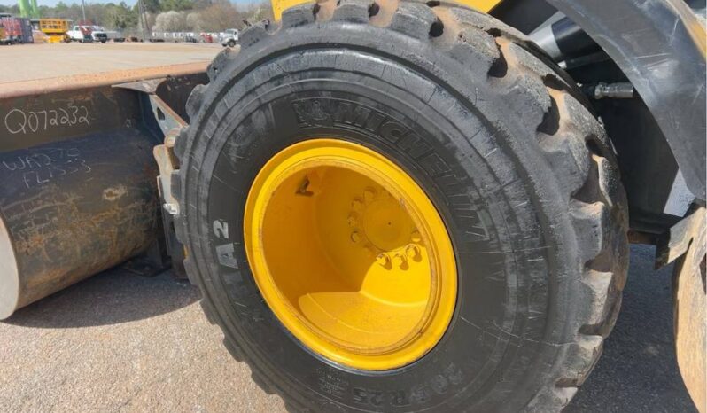 
								2019 Komatsu WA270-8 Articulating Wheel Loader Tractor AC Bucket Forks full									