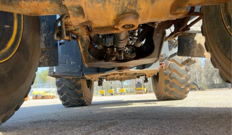 
								2019 Komatsu WA270-8 Articulating Wheel Loader Tractor AC Bucket Forks full									