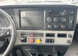 
										2022 Freightliner Cascadia TA Sleeper Truck Tractor Detroit DD15 full									