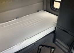 
										2022 Freightliner Cascadia TA Sleeper Truck Tractor Detroit DD15 full									