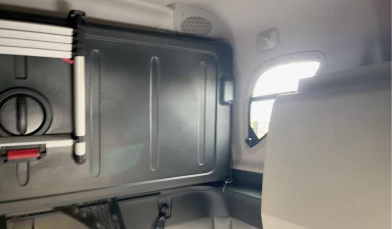 
								2022 Freightliner Cascadia TA Sleeper Truck Tractor Detroit DD15 full									