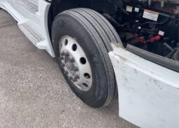 
										2022 Freightliner Cascadia TA Sleeper Truck Tractor Detroit DD15 full									