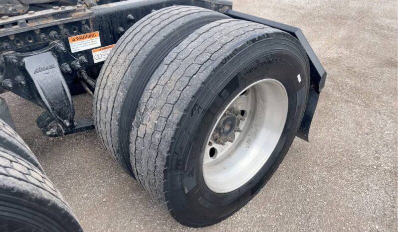 
								2022 Freightliner Cascadia TA Sleeper Truck Tractor Detroit DD15 full									