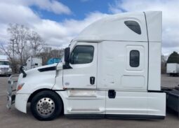 
										2022 Freightliner Cascadia TA Sleeper Truck Tractor Detroit DD15 full									