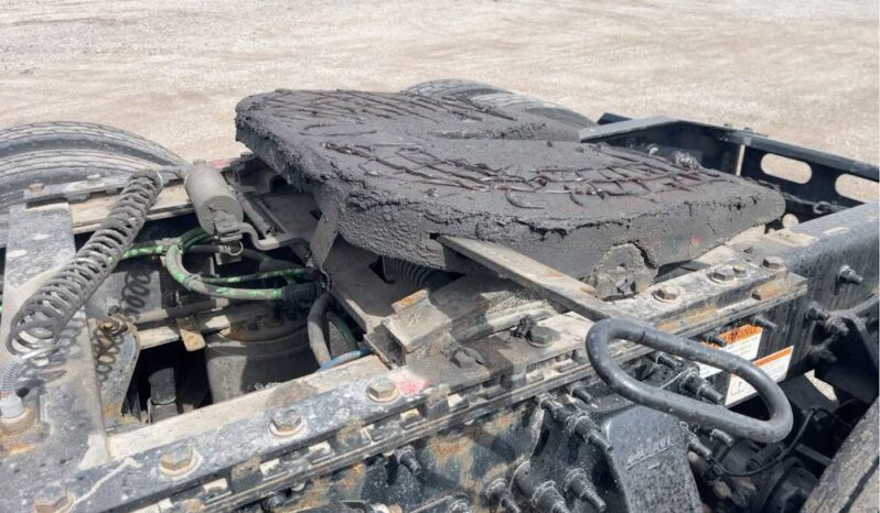 
								2022 Freightliner Cascadia TA Sleeper Truck Tractor Detroit DD15 full									