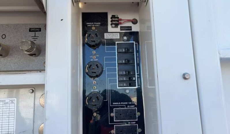 
								2018 Multiquip DCA-300SSJU4F2 300kVA TA Towable Diesel Generator 240kW full									