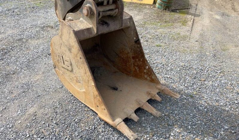 
								2017 Link-Belt 160X4EX Excavator Trackhoe Cab Aux Hyd Thumb QC Bucket full									