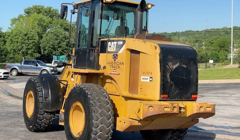 
								2012 Caterpillar 930H Wheel Loader AC Cab Hyd QC Aux Tractor Forks full									