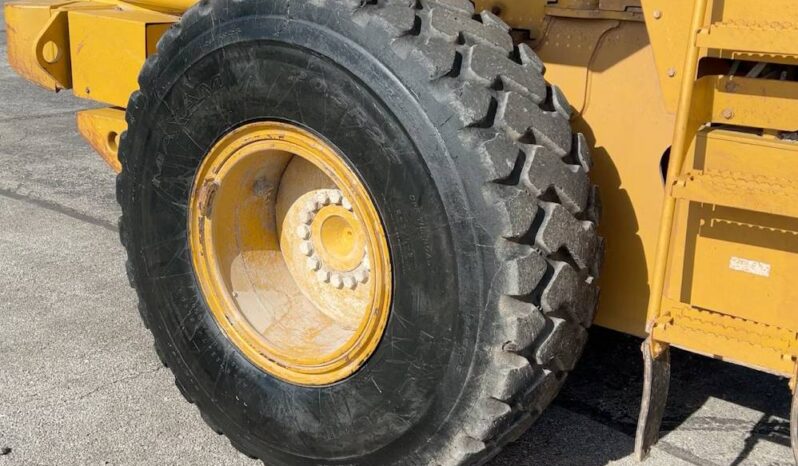 
								2012 Caterpillar 930H Wheel Loader AC Cab Hyd QC Aux Tractor Forks full									