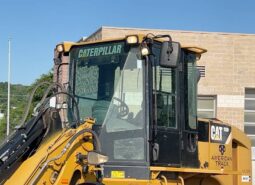
										2012 Caterpillar 930H Wheel Loader AC Cab Hyd QC Aux Tractor Forks full									