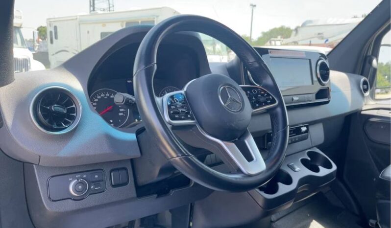 
								2021 Mercedes-Benz Sprinter 4500 Extended Catering Food Truck Van full									