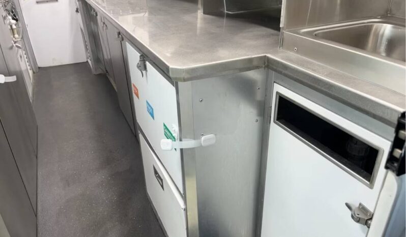 
								2021 Mercedes-Benz Sprinter 4500 Extended Catering Food Truck Van full									