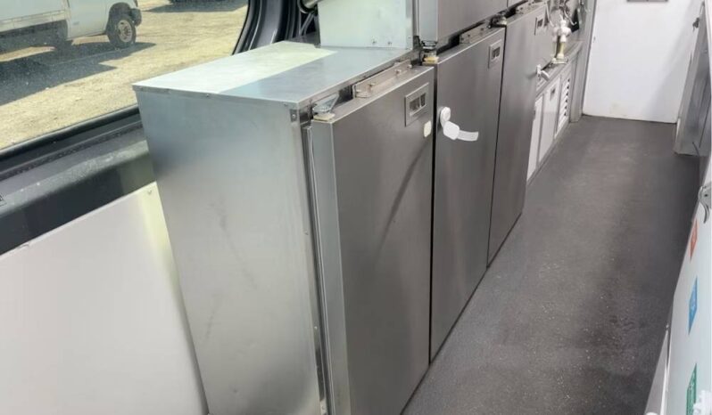 
								2021 Mercedes-Benz Sprinter 4500 Extended Catering Food Truck Van full									