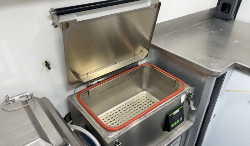 
								2021 Mercedes-Benz Sprinter 4500 Extended Catering Food Truck Van full									