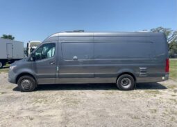 
										2021 Mercedes-Benz Sprinter 4500 Extended Catering Food Truck Van full									