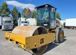 
										2020 Caterpillar CS56B 84″ Single Drum Vibratory Roller Compactor Cab AC full									