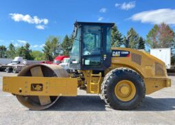 
										2020 Caterpillar CS56B 84″ Single Drum Vibratory Roller Compactor Cab AC full									