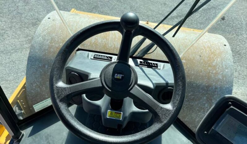 
								2020 Caterpillar CS56B 84″ Single Drum Vibratory Roller Compactor Cab AC full									