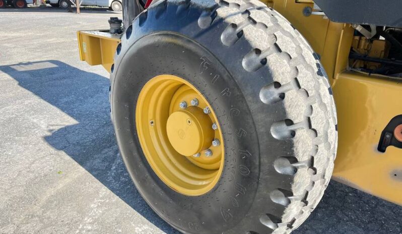 
								2020 Caterpillar CS56B 84 Single Drum Vibratory Roller Compactor Cab AC full									