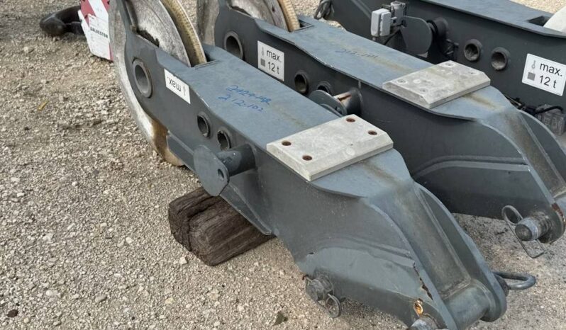 
								2015 Grove GHC130 132 Ton 132′ Telescopic Crawler Crane Boom Cab Cummins full									