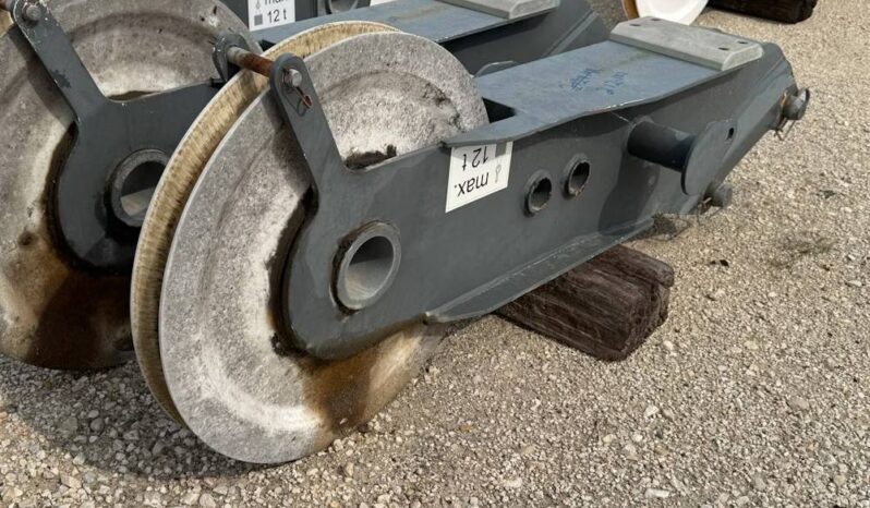 
								2015 Grove GHC130 132 Ton 132′ Telescopic Crawler Crane Boom Cab Cummins full									