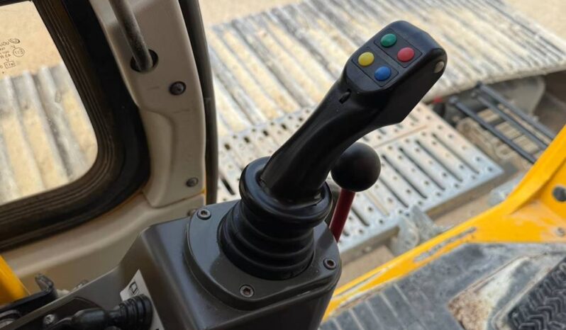 
								2015 Grove GHC130 132 Ton 132′ Telescopic Crawler Crane Boom Cab Cummins full									