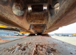 
										2015 Grove GHC130 132 Ton 132′ Telescopic Crawler Crane Boom Cab Cummins full									