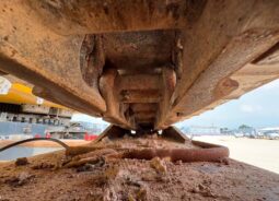 
										2015 Grove GHC130 132 Ton 132′ Telescopic Crawler Crane Boom Cab Cummins full									