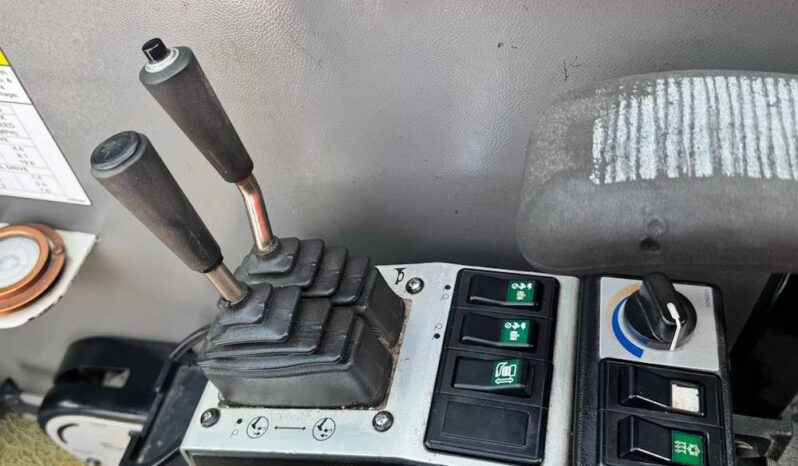 
								2014 Link Belt RTC 8080 II 80 Ton 200′ Rough Terrain Crane Lattice Fly full									