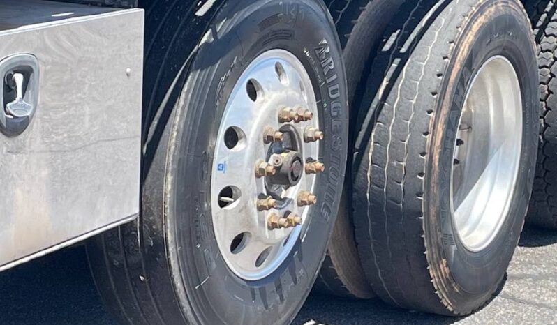 
								2020 Kenworth T880 Hiab Knuckle Boom Crane Flatbed Truck Tractor Remote full									