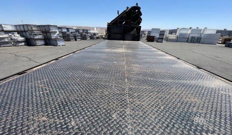 
								2020 Kenworth T880 Hiab Knuckle Boom Crane Flatbed Truck Tractor Remote full									