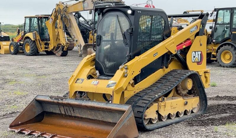 
								2022 Caterpillar 299D3 Skid Steer Track Loader Cab AC High Lift 2 Speed full									