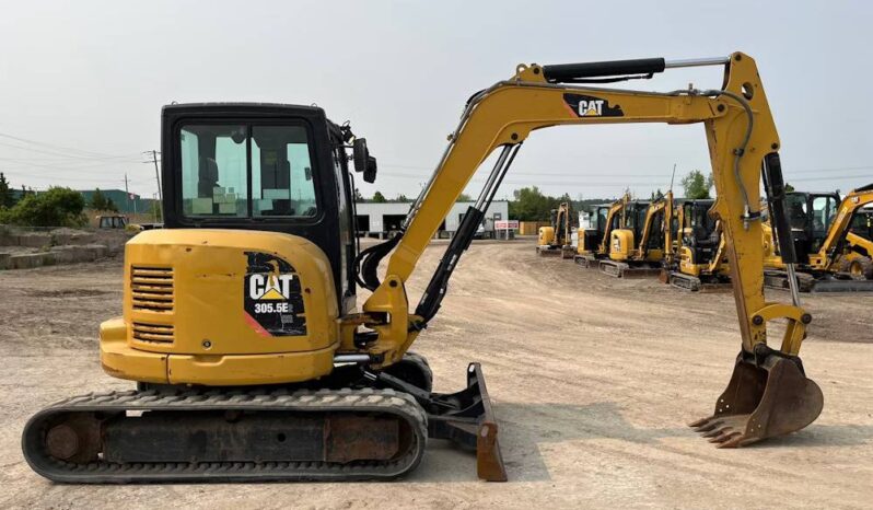
								2016 Caterpillar 305.5E2 CR Mini Excavator Backhoe Aux Hyd Bucket Cab US full									