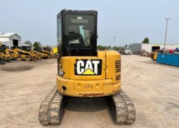 
										2016 Caterpillar 305.5E2 CR Mini Excavator Backhoe Aux Hyd Bucket Cab US full									
