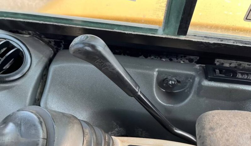 
								2016 Caterpillar 305.5E2 CR Mini Excavator Backhoe Aux Hyd Bucket Cab US full									