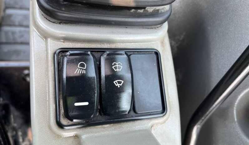 
								2016 Caterpillar 305.5E2 CR Mini Excavator Backhoe Aux Hyd Bucket Cab US full									