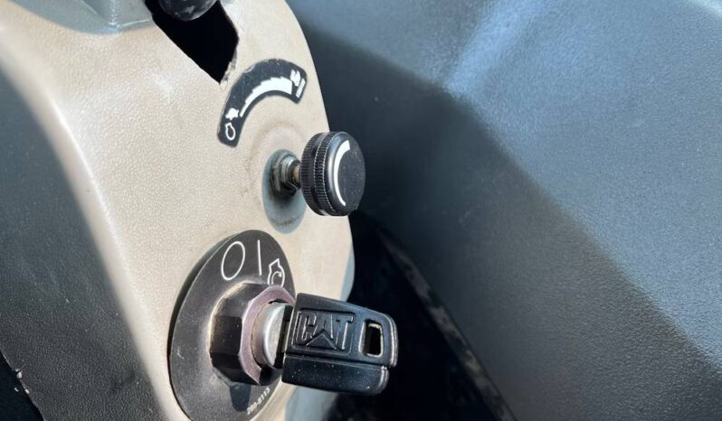 
								2016 Caterpillar 305.5E2 CR Mini Excavator Backhoe Aux Hyd Bucket Cab US full									