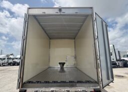 
										2020 Freightliner M2106 SA 18′ SHRED-TECH Shredder Truck Cummins AT full									