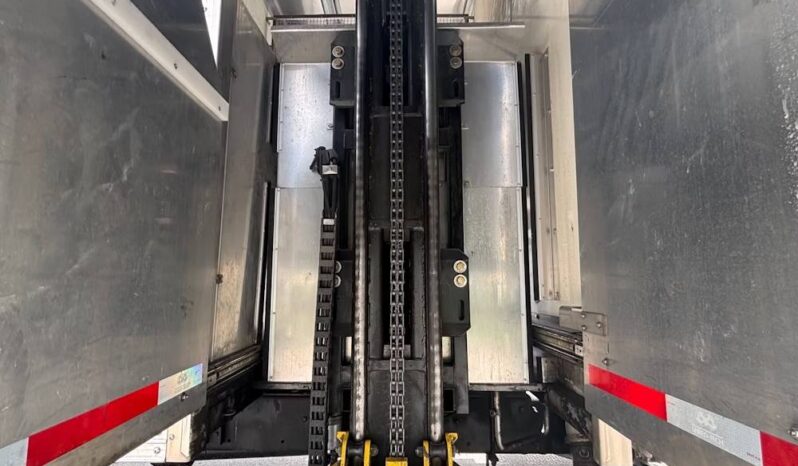 
								2020 Freightliner M2106 SA 18′ SHRED-TECH Shredder Truck Cummins AT full									