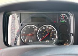 
										2020 Freightliner M2106 SA 18′ SHRED-TECH Shredder Truck Cummins AT full									